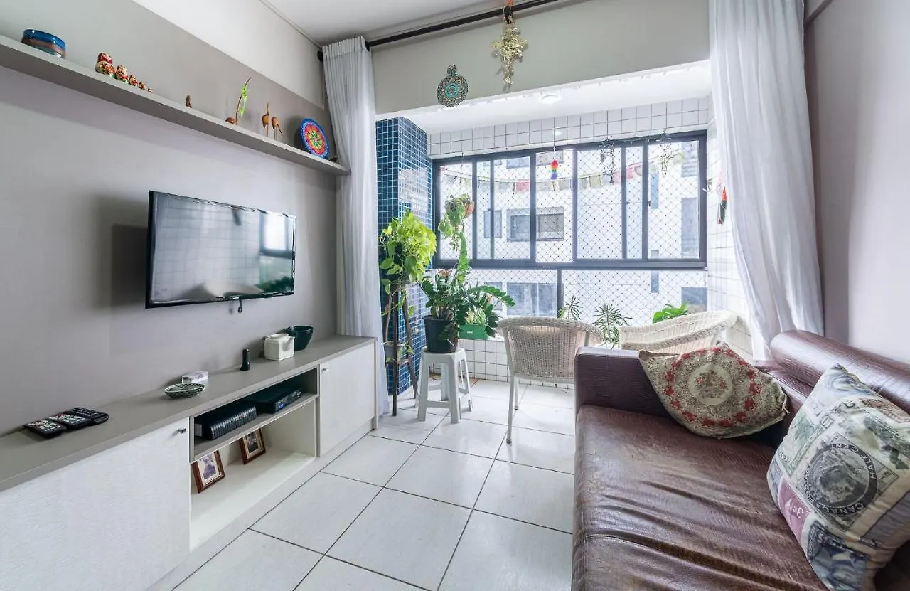 Apt 2 Quartos Com Varanda Proximo Praca Casa Forte O Bairro Mais Agradavel Do Recife Arn901