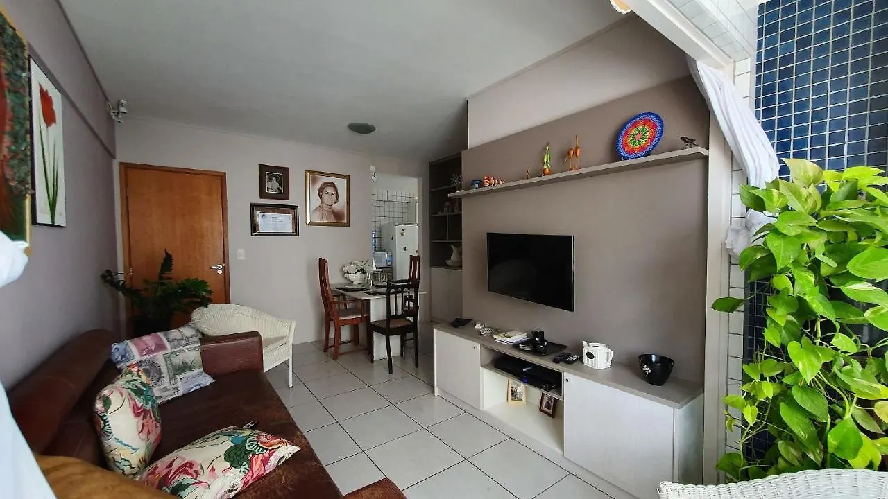 Apt 2 Quartos Com Varanda Proximo Praca Casa Forte O Bairro Mais Agradavel Do Recife Arn901 0*,  브라질