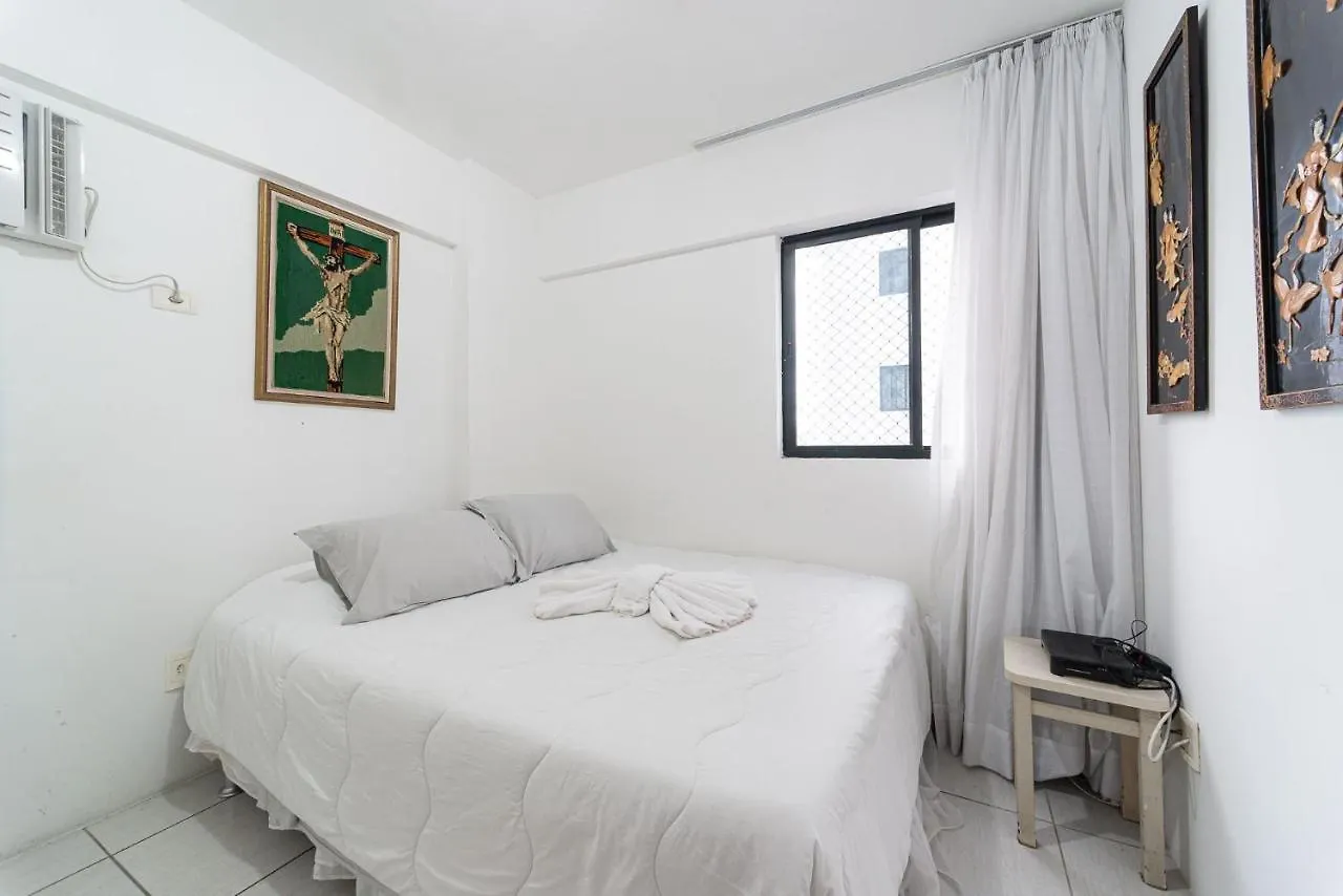 Apt 2 Quartos Com Varanda Proximo Praca Casa Forte O Bairro Mais Agradavel Do Recife Arn901 Apartment